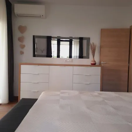 I Helena Two-bedroom Premium Apart Apartment