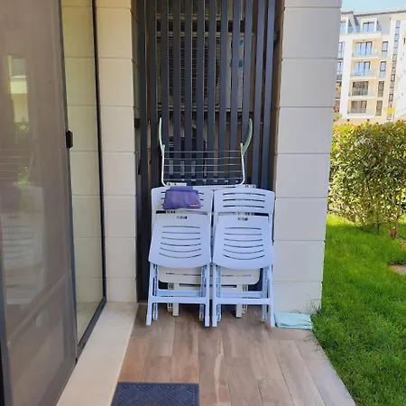 I Helena Two-bedroom Premium Apart Saints Constantine and Helena