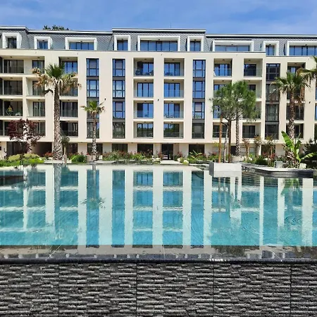 I Helena Two-bedroom Premium Apart Saints Constantine and Helena