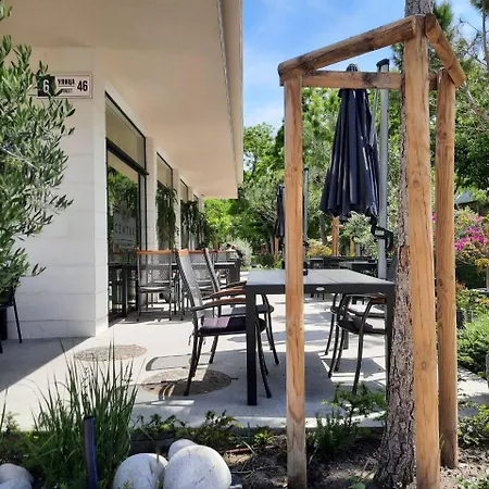 I Helena Two-bedroom Premium Apart * Saints Constantine and Helena