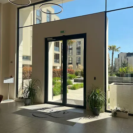 I Helena Two-bedroom Premium Apart شقة *