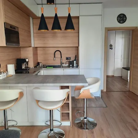 I Helena Two-bedroom Premium Apart * سينتس قسطنطين وهيلينا